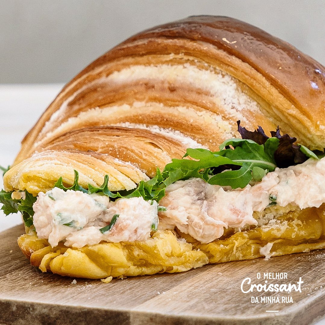 Croissant salmón
